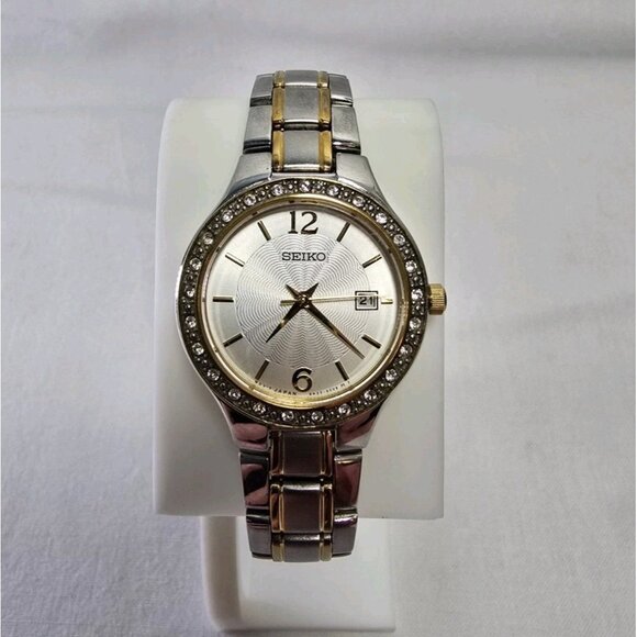 Ladies Seiko 6N22-00D0 Two Tone Accented Calendar Quartz Watch New Battery - Picture 1 of 8